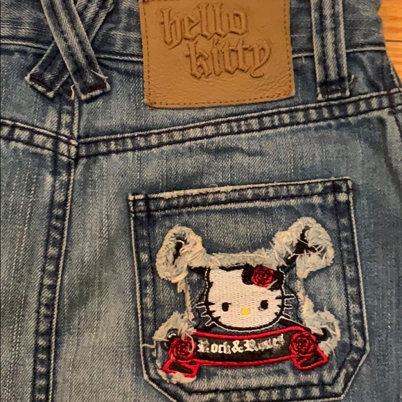 Hello Kitty jeans skirt - Picture 3 of 5